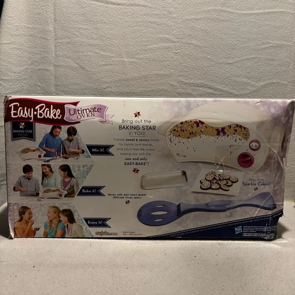 Hasbro Easy Bake Ultimate Oven Baking Star Edition New in open box